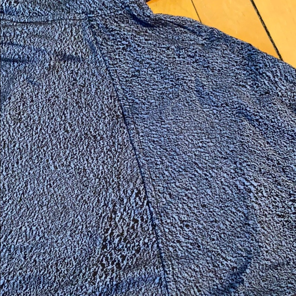 Lululemon pattern pullover - Picture 5 of 6